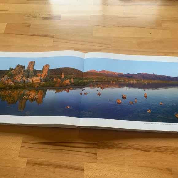 Big Sky Wild West Panorama hard cover book by Tim Fitzharris - Picture 9 of 10